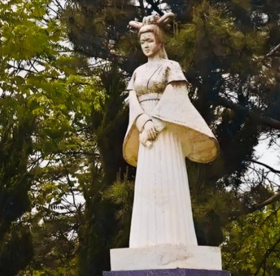 血缘纽带下的宫廷悲歌:阴皇后与阴丽华的家族纠葛